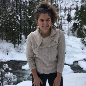 Meet your Posher, Natalie